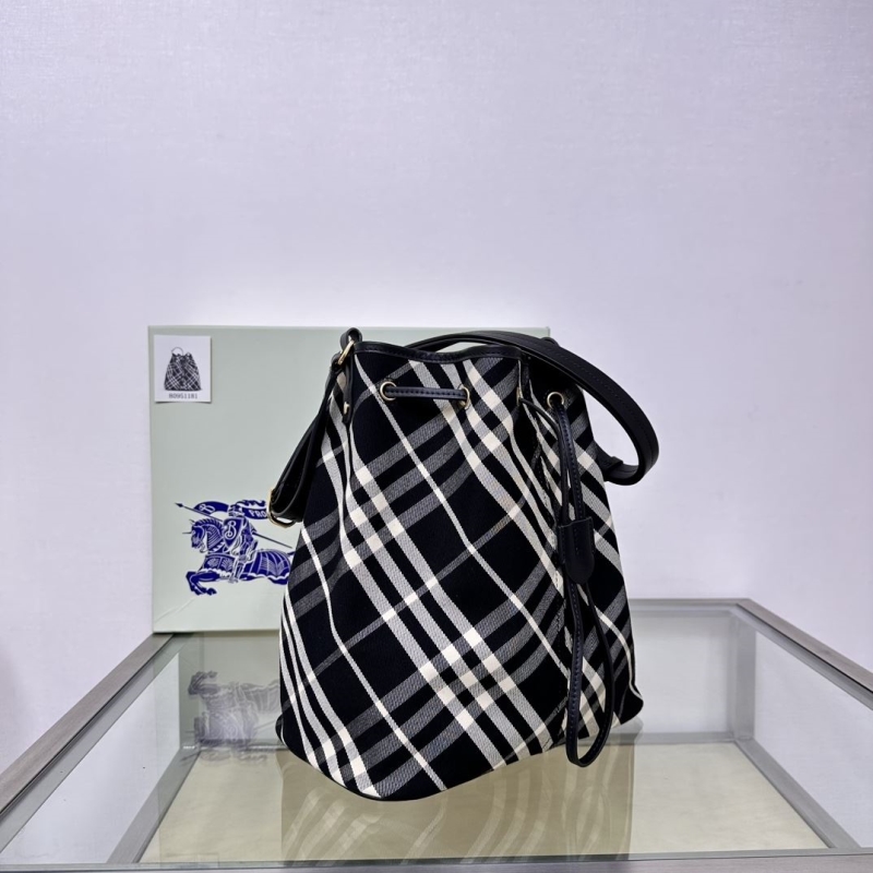 Bv*b*rry bucket bags